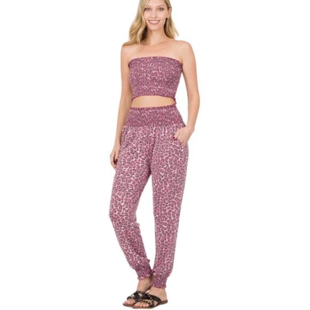 ZENANA Leopard Print Smocked Crop Top and Joggers Set‎ Loungewear Casual M NWT